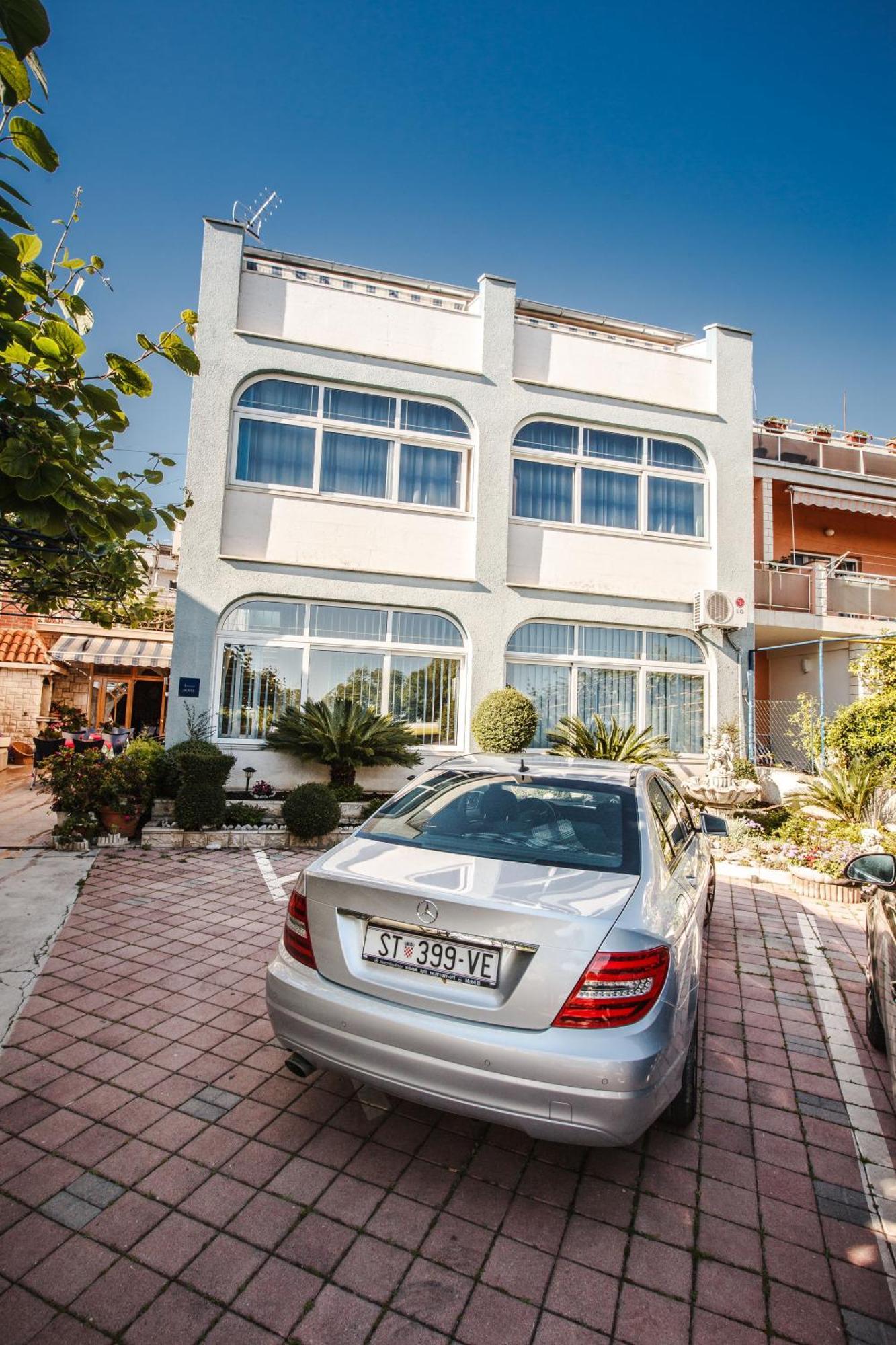 Guesthouse Rooms سبليت المظهر الخارجي الصورة